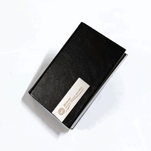 Unique design Black Leather Business Card Holder with Magnetic Buckle Stainless Steel Business Card Case Credit Card ID Name Card Sleeve for Men Women CARDBOX002