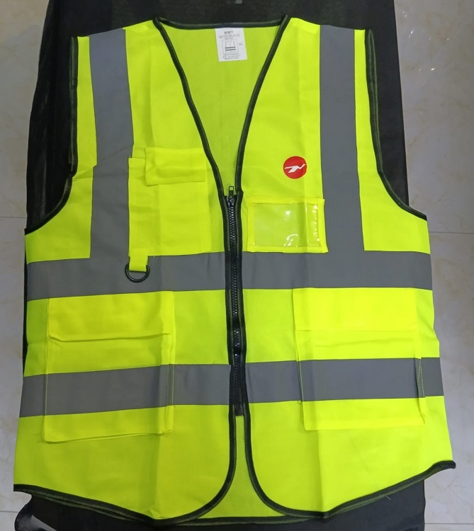 Reflects light 100% Polyester Official Four pockets Apron APR062