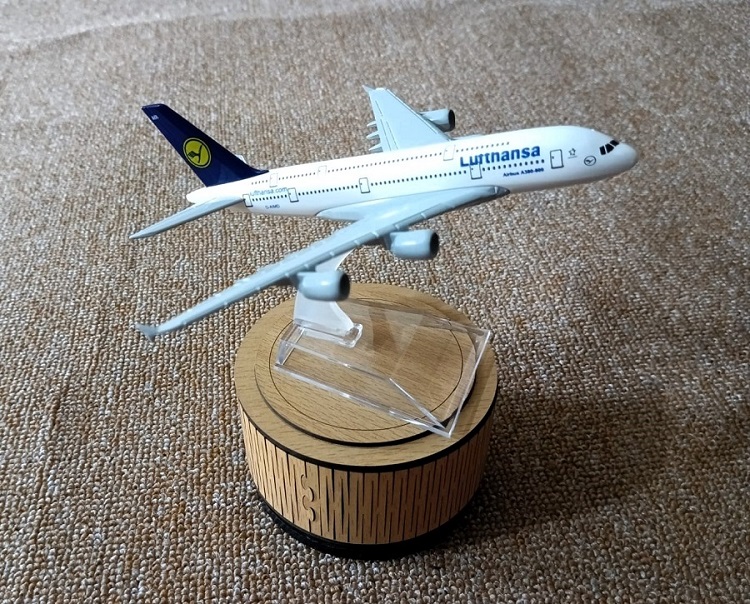 Dummy Biman / Aircraft Lufthansa Airbus A380-800 LUF001