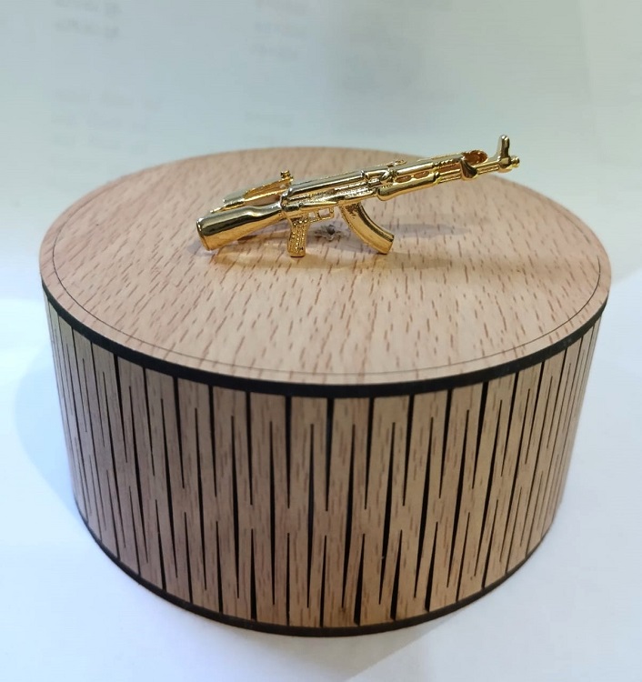 Tie Clip in Golden color Better Quality Metal with box T003