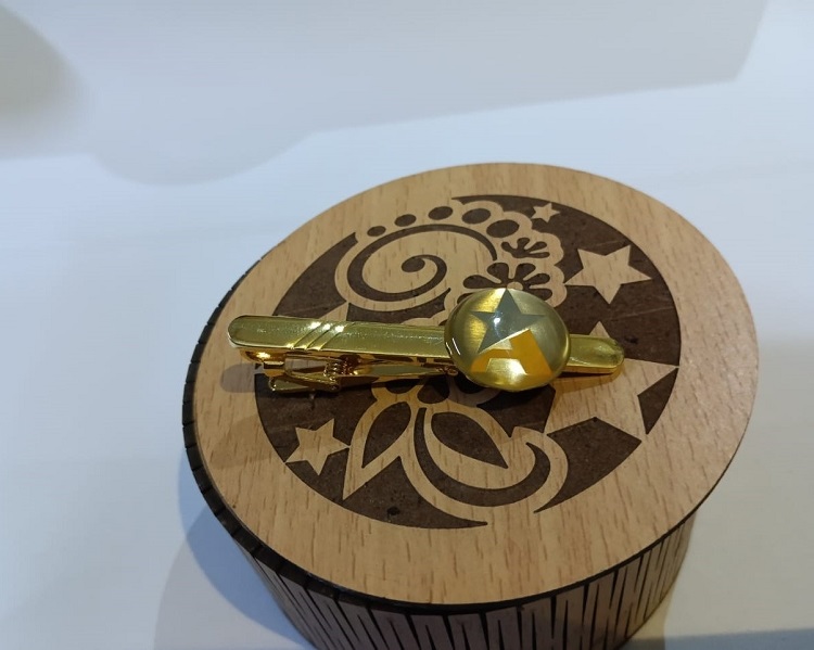 AIR ASTRA LOGO Tie Clip in Brass and lamination with Box CT007