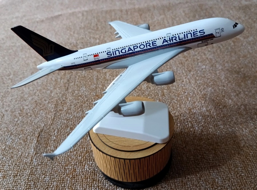 Dummy Biman / Aircraft Singapore Airlines Airbus A380 SIN001