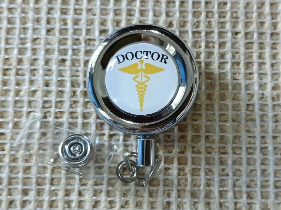 Best quality DOCTOR ID Card Holder steel metal with One ID card box free YOY027