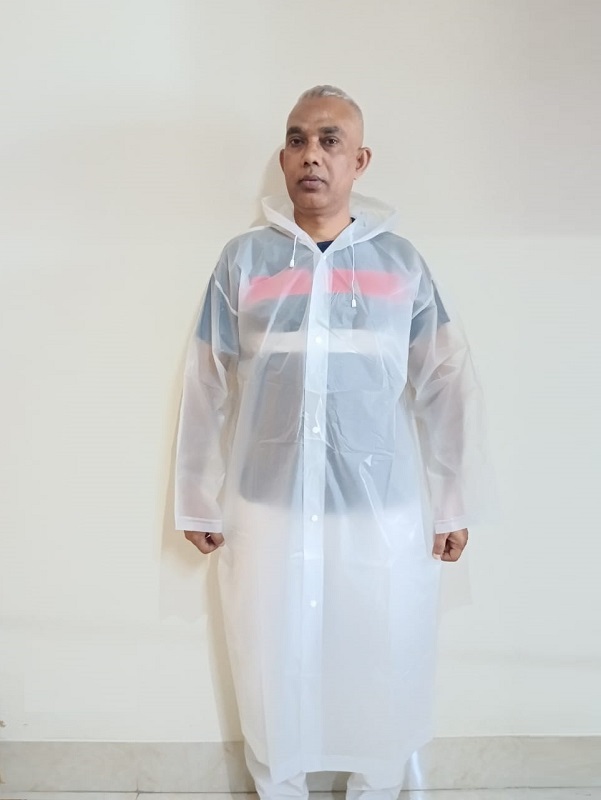 Plastic Heat Selling 100% Waterproof Overcoat Rain Suit RS009