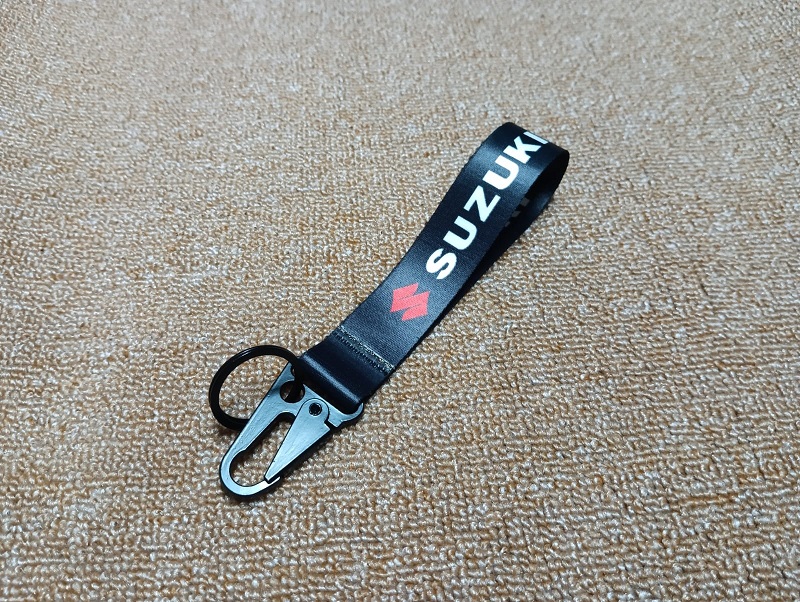 SUZUKI Unique design Best quality Ribbon keyring for Car / Bike / Office KR035
