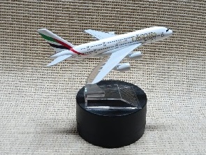 Dummy Biman / Aircraft Emirates Airlines Boeing EMI002