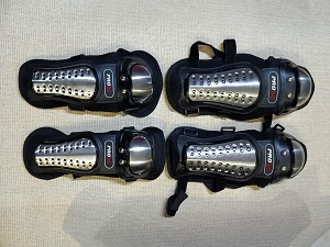 PRO RACING EQUIPMENT BODY PROTECTOR RODILLAS Y CODOS PRO001
