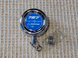 Best quality BOEING 787 YOYO ID Card Holder steel metal with One ID card box free YOY003