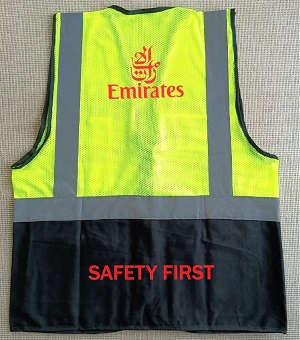 Emirates Airlines Reflects light Official Two chain pockets Apron VEST014