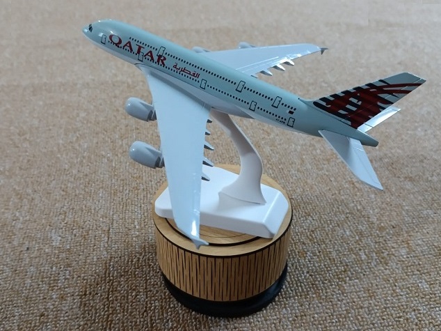 Dummy biman / Aircraft Qatar Airways Airbus A380 QA002